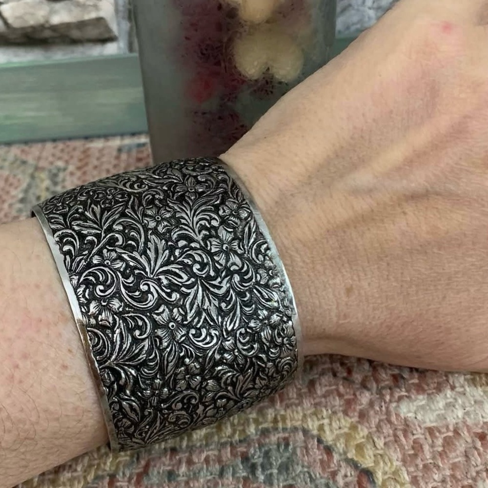 Vintage Signed Sarah Coventry Embossed Huge Wide Runway Silver Cuff Bracelet